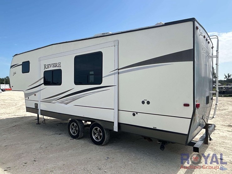 2015-revere-shasta-27db-5th-wheel-travel-trailer-image-3
