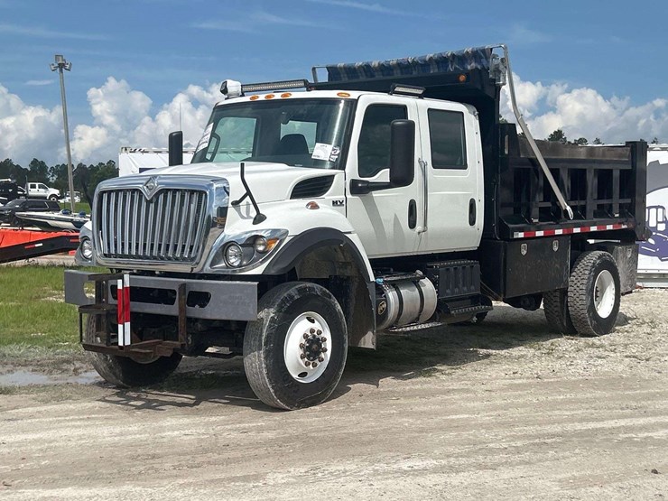 2021-international-hv507-4x4-12ft-single-axle-dump-truck-image-1