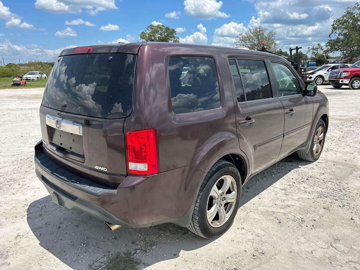 2012-honda-pilot-image-3