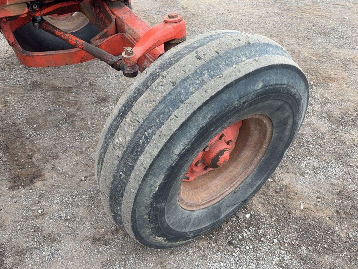 1977-case-970-2wd-tractor-image-15