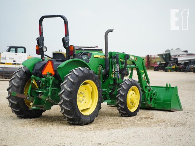 2015-john-deere-5075e-image-5