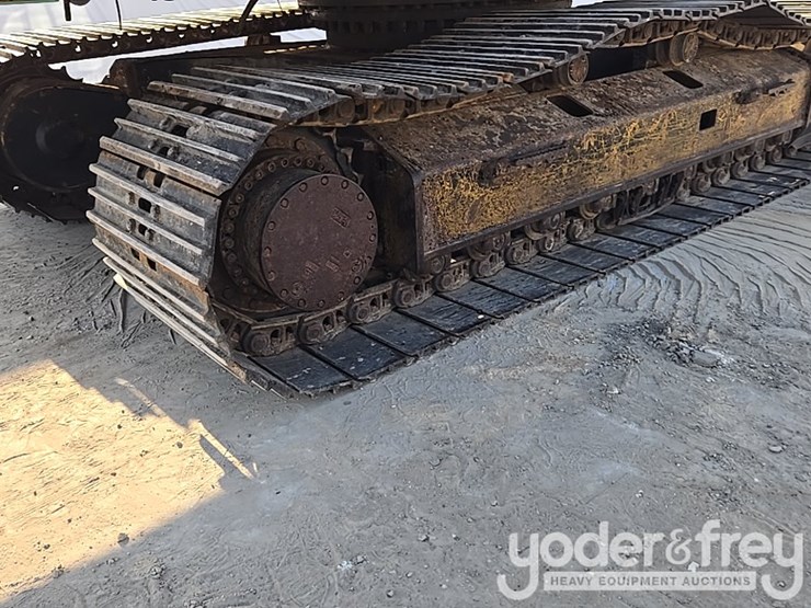 2015-caterpillar-336-f-image-21