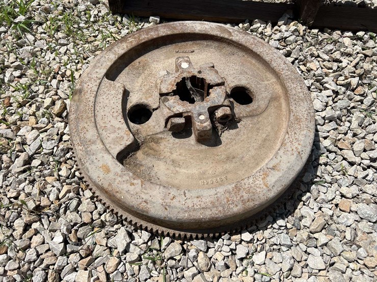 john-deere-model-a-flywheel-image-1
