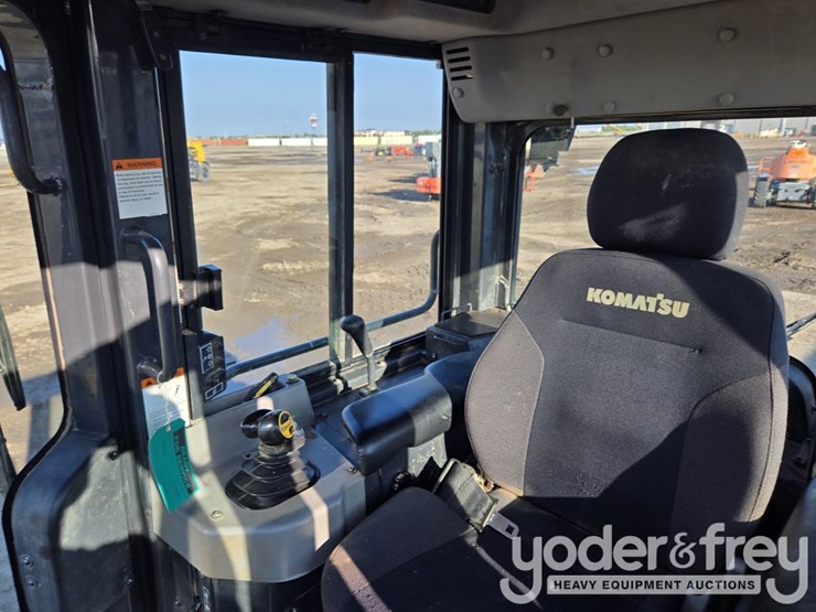 2023-komatsu-d61pxi-24-image-56
