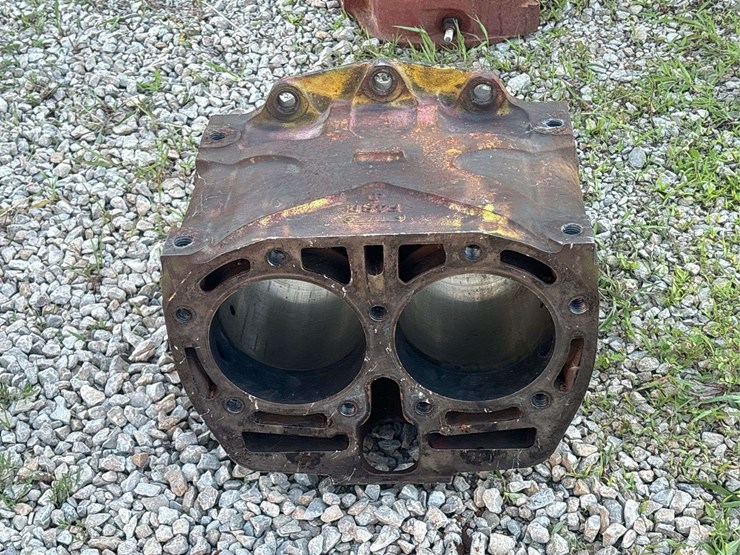 john-deere-model-g-block-image-1