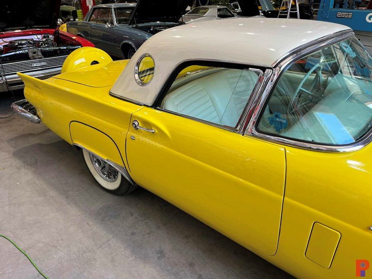 1957-ford-b-image-3