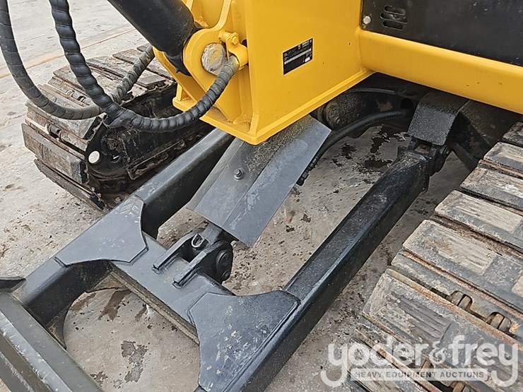 2022-caterpillar-305.5-image-20
