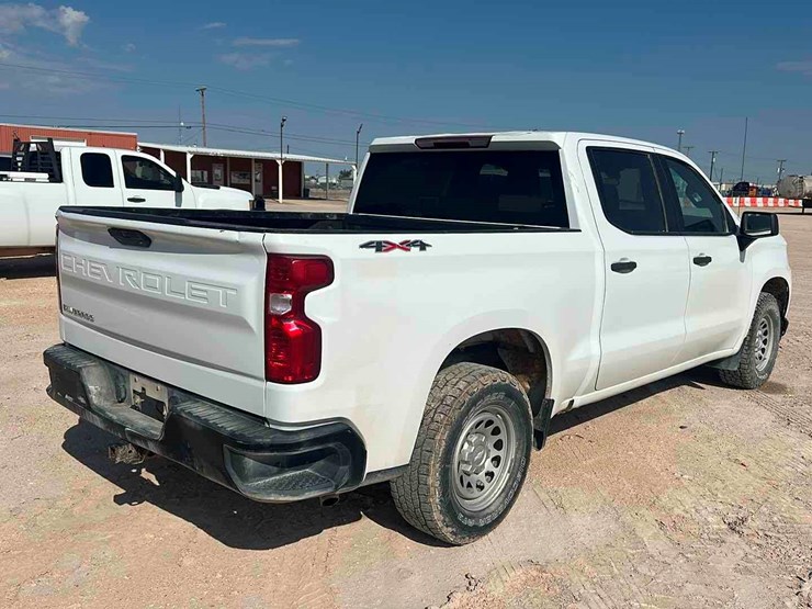 2019-chevrolet-silverado-1500-image-4