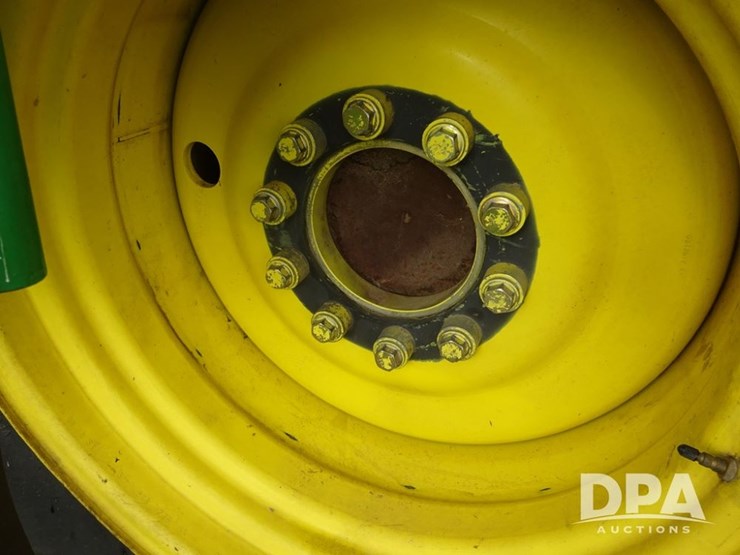 2001-john-deere-9550-image-39