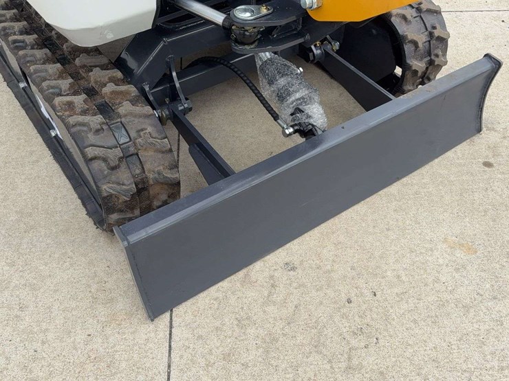 sdlanch-sdle20-mini-excavator-image-8