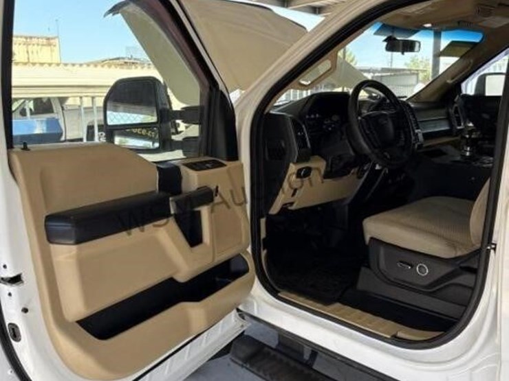 2019-ford-f250-image-25
