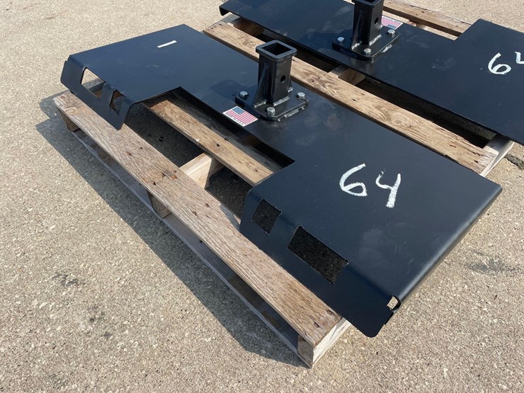 skidloader-receiver-hitch-plate-image-2