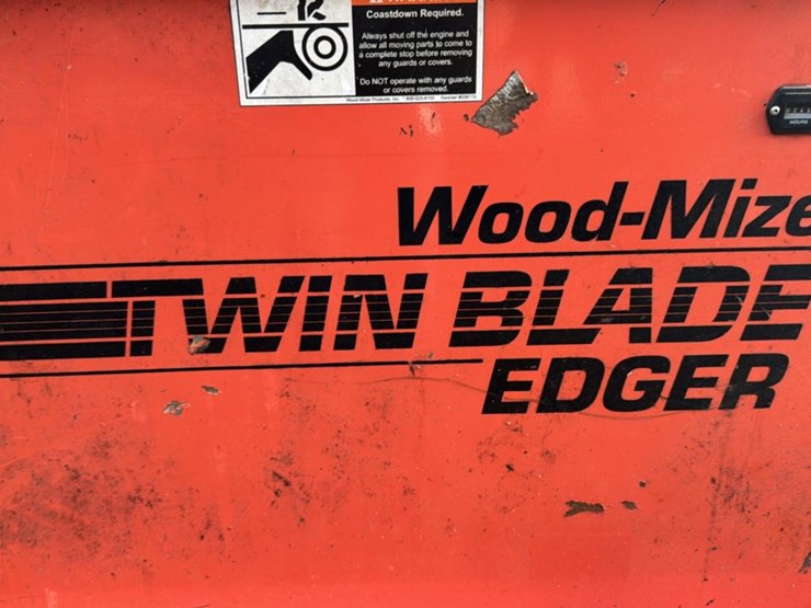 #130-•-2000-wood-mizer-200-twin-blade-edger-image-2