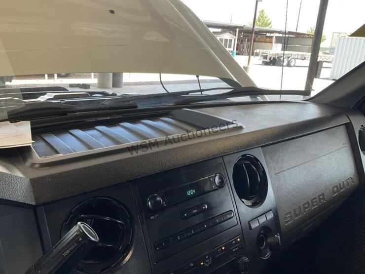 2016-ford-f350-image-18