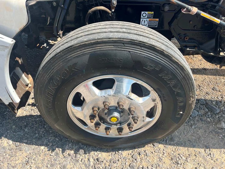 2015-kenworth-t880-image-10