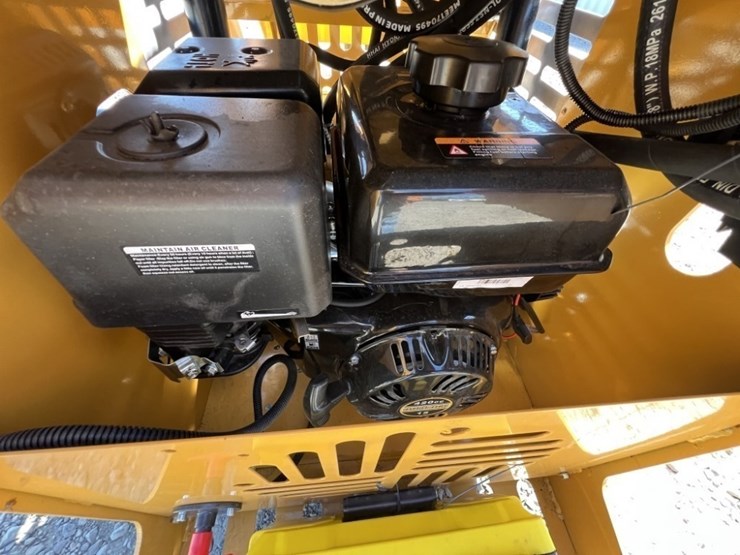 2025-aboss-gh350-mini-compact-track-loader-image-11