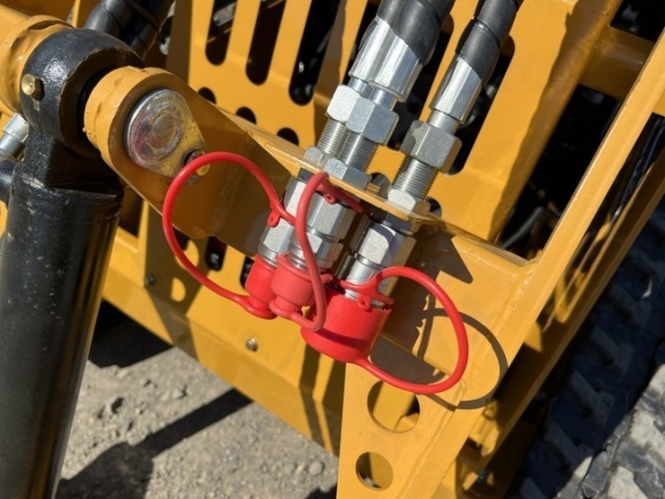 2025-aboss-gh350-mini-compact-track-loader-image-9