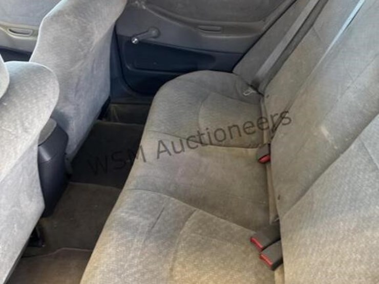 2001-honda-accord-sdn-image-23