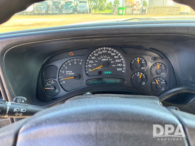 2005-chevrolet-2500hd-image-79