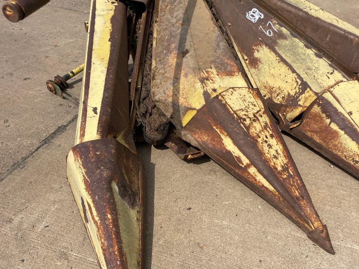 john-2-row-forage-head—for-parts-image-10