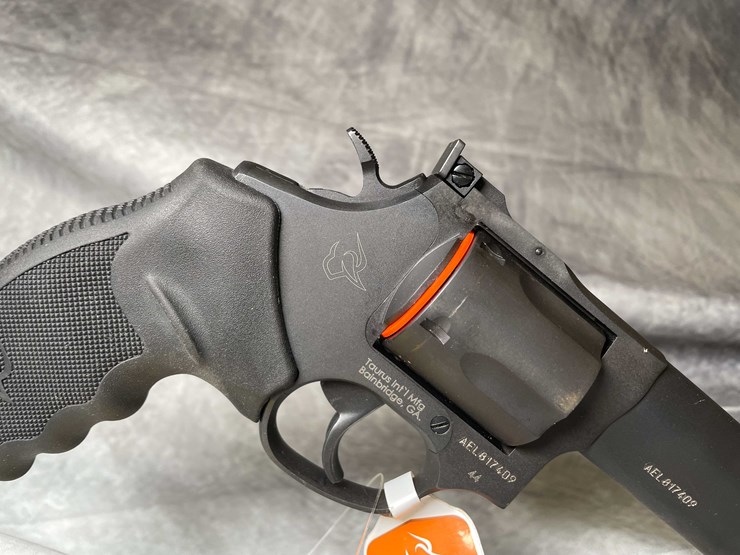 #4534-•-taurus-m44-tracker-44-rem-mag-revolver,-sn:-ael817409-image-8