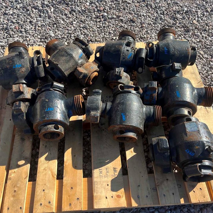 (8) 2 PLUG VALVES