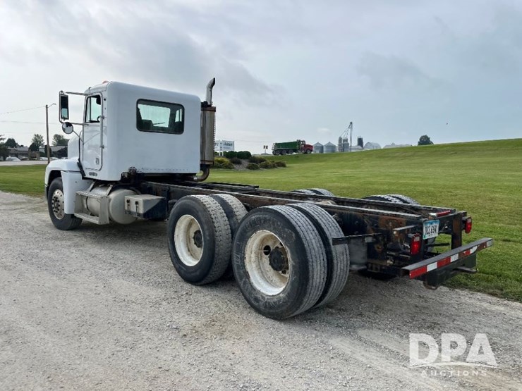 1993-freightliner-truck-(jn2646,-unit-42339)-image-17
