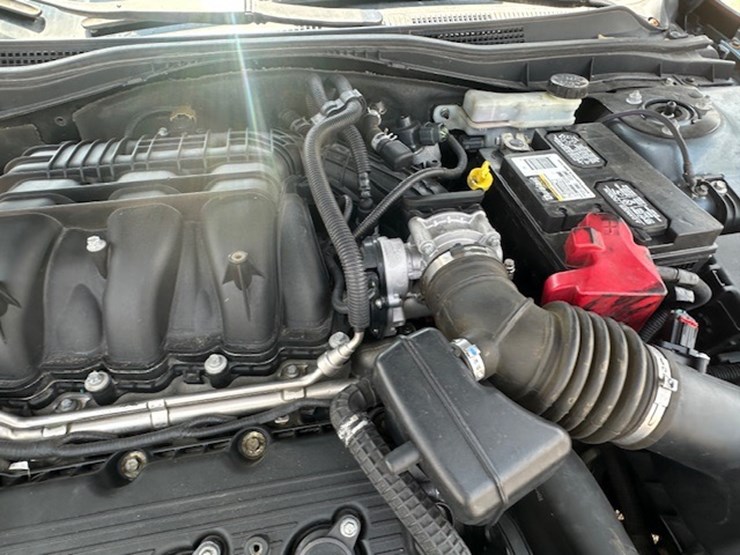 #23032-•-2012-ford-fusion-image-63