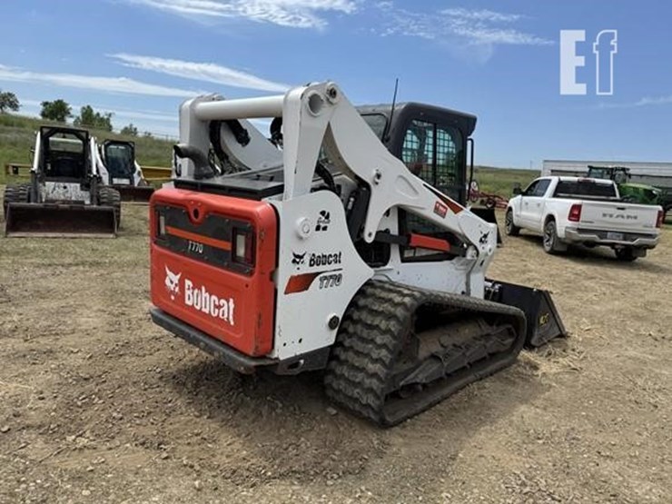 2019-bobcat-t770-image-55