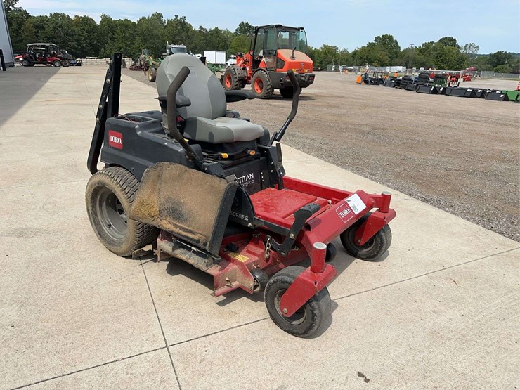 toro-titan-mx5400-zero-turn-mower-image-2
