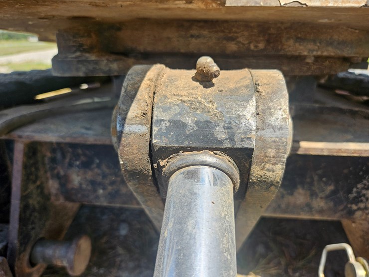 bobcat-325-image-82