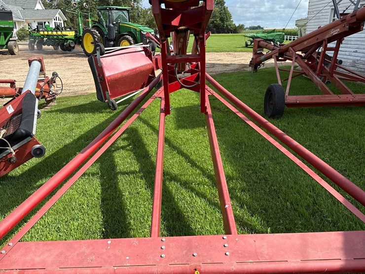 sudenga-hi-ef-10-x-66-auger-image-11