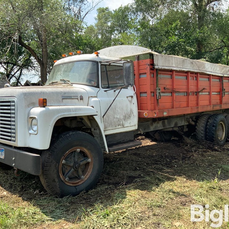 1977 INTERNATIONAL LOADSTAR