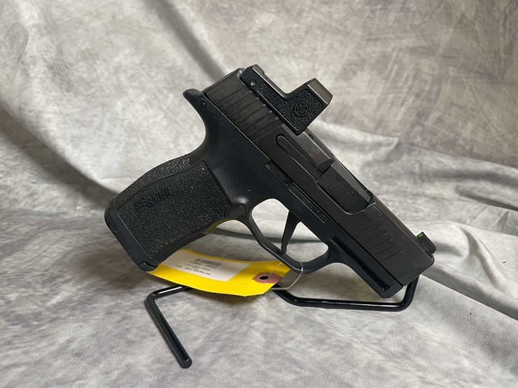 #4564-•-sig-sauer-p365-9mm-luger-pistol,-sn:-66b856261-image-3