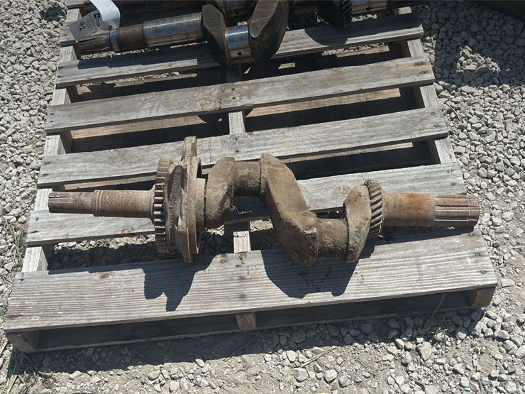 john-deere-model-a-crankshaft-image-1