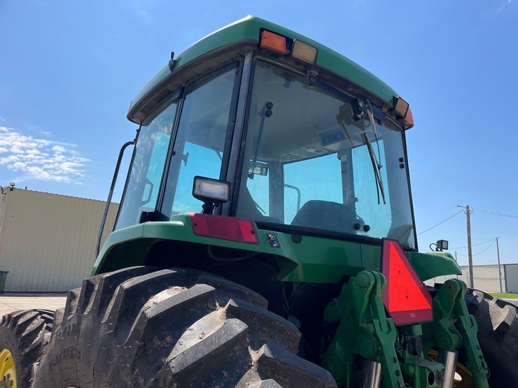 john-deere-7210-image-27