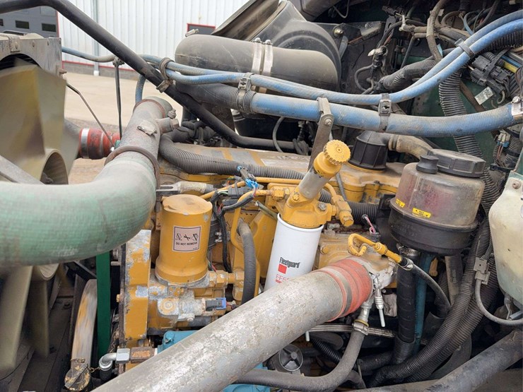 2001-kenworth-t300-image-34