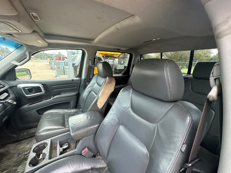 2008-honda-ridgeline-image-41