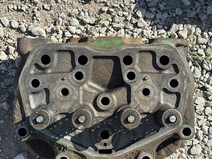 john-deere-model-70-gas-head-image-2
