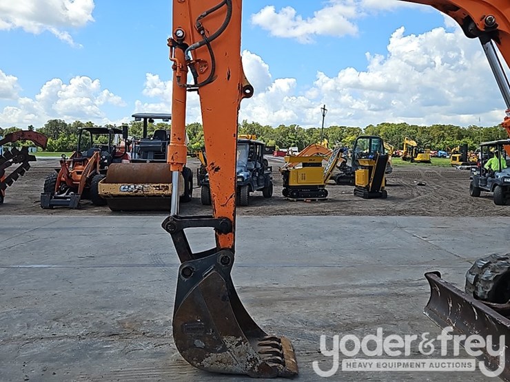 doosan-dx85r-3-image-17