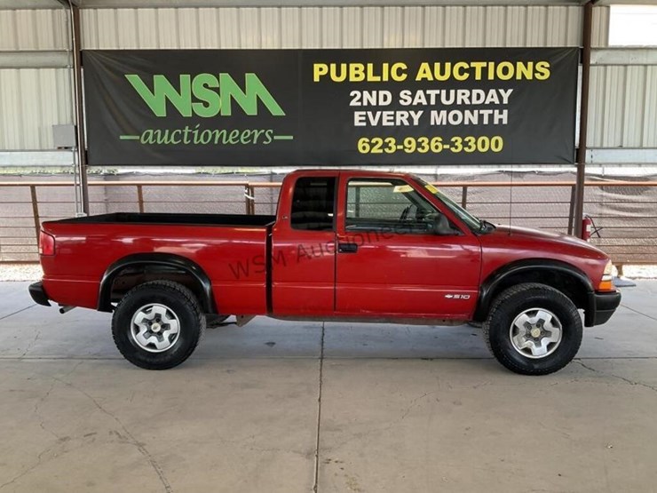2001-chevrolet-s10-image-1