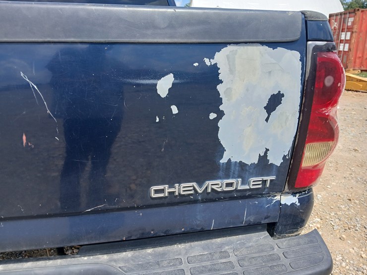 2005-chevrolet-silverado-image-99