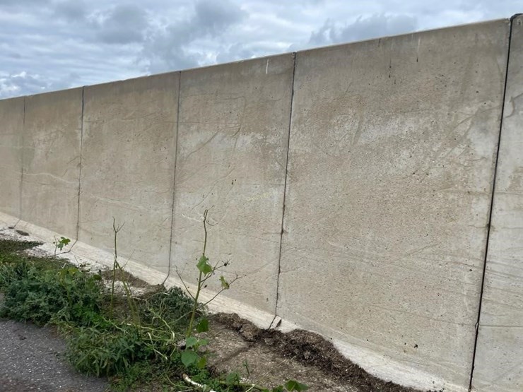 bunker-l-walls-(120'-+/--total)---off-site-image-4