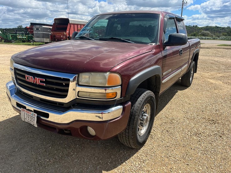 2003-gmc-2500-image-2