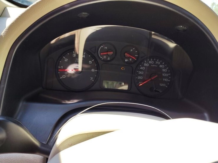 2005-ford-freestyle-image-8