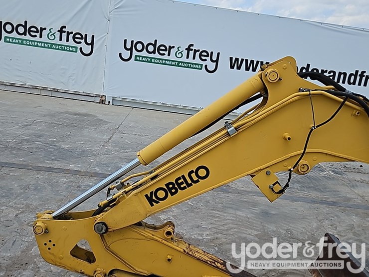 2020-kobelco-sk30-image-12