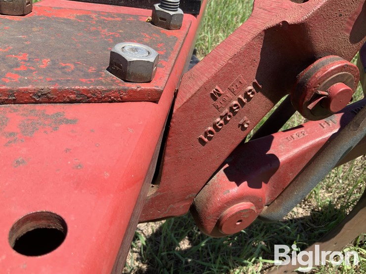 case-ih-14subso-ripper-image-10