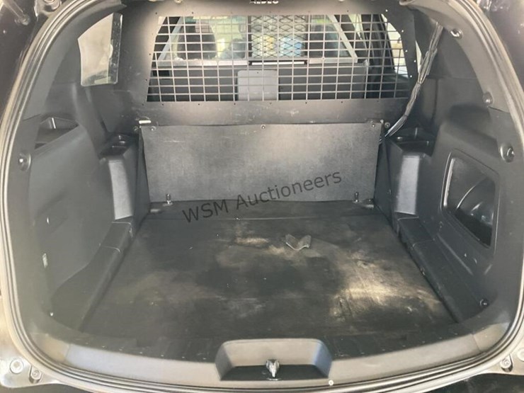2016-ford-explorer-image-9
