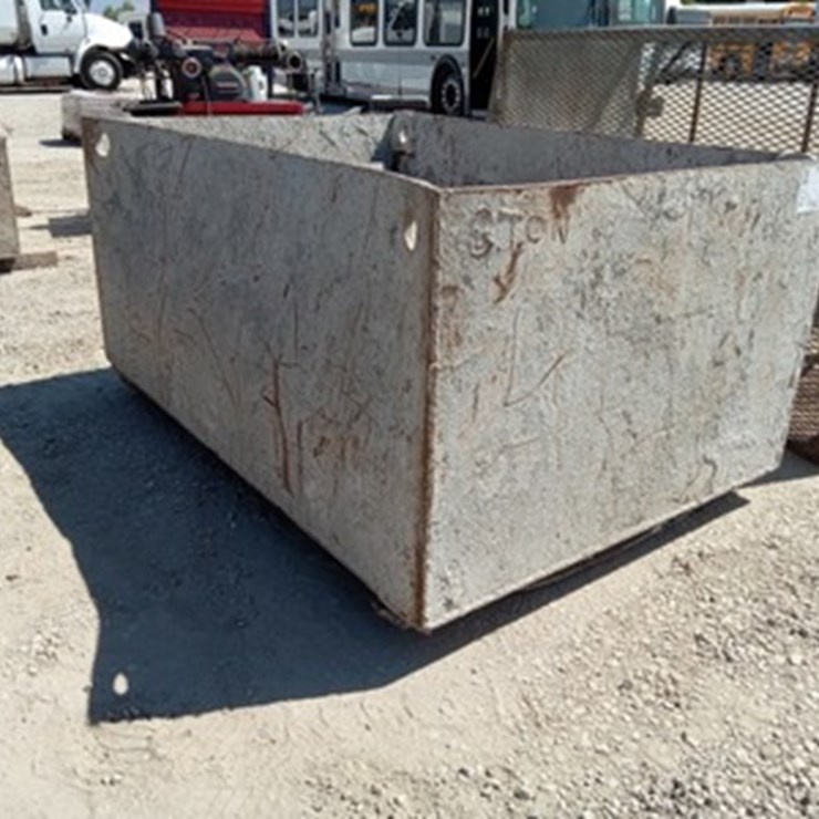 LOT#- - STEEL BOX