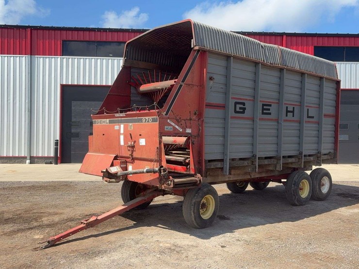 gehl-970-image-1